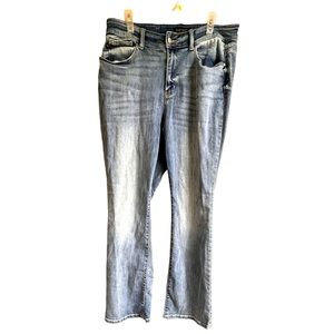 Judy Blue high waist light wash boot cut jeans 14w